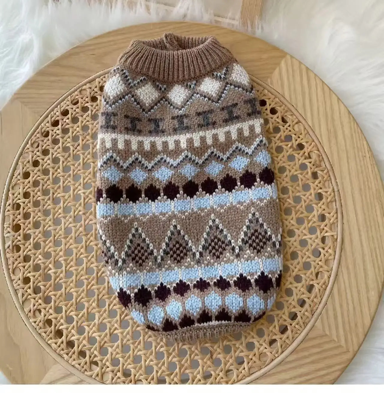 Manteau doux tricoté à la main