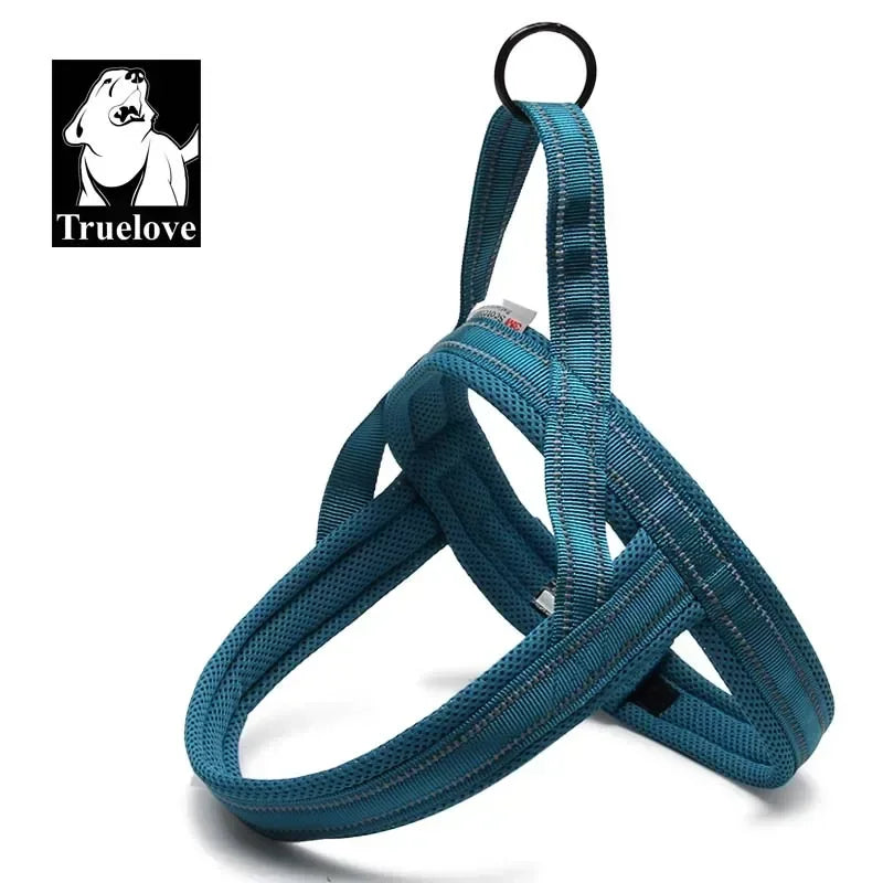 Harnais pour chien en nylon souple, avec support pour chien.