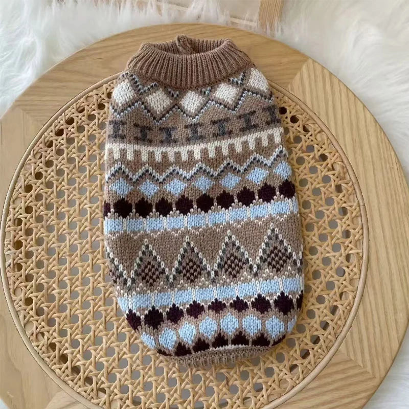 Manteau doux tricoté à la main