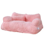 Panier de luxe pour chat en couleur rose, doux et confortable, parfait pour le repos et la détente de votre animal.