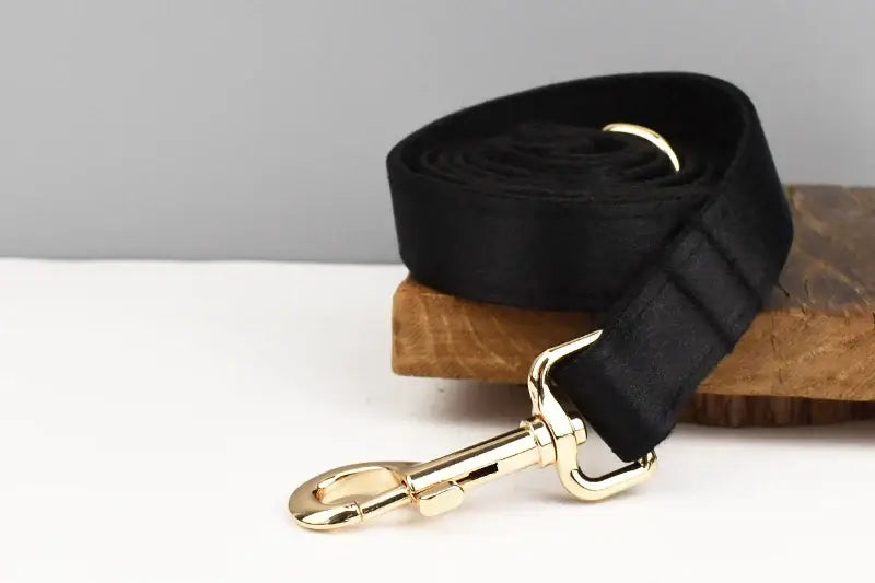 Pet Accessories Customized Designer Logo Luxury Silky Polyester Dog Collar Leashes Harness Bow Set Manufacturers