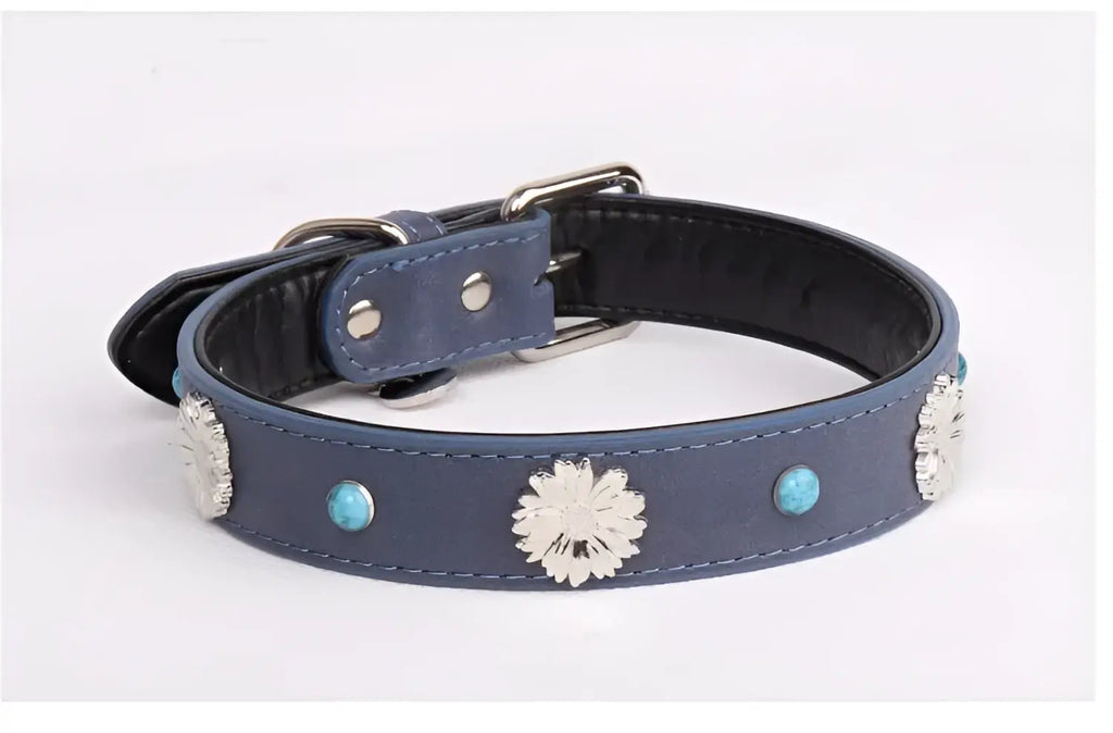 Pet Collar for Medium and Large Dogs Adjustable Metal Accessories Snow Leather Dog Collar Dog Accessories Dog Walking